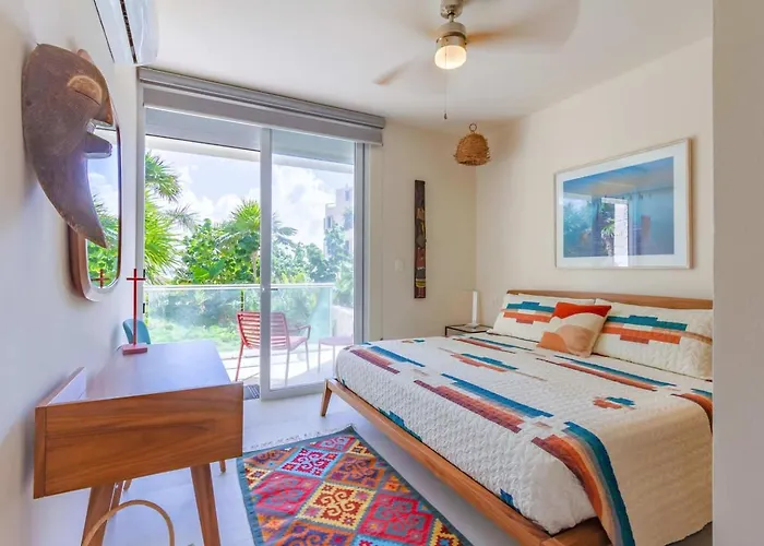 Hideout Sea Views 2 Min To 7 Rooftop Pools Apartment