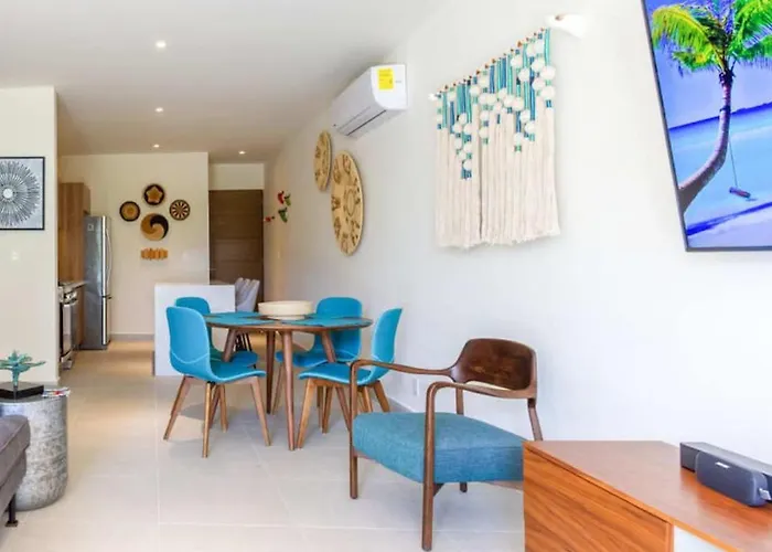 Hideout Sea Views 2 Min To 7 Rooftop Pools Apartment